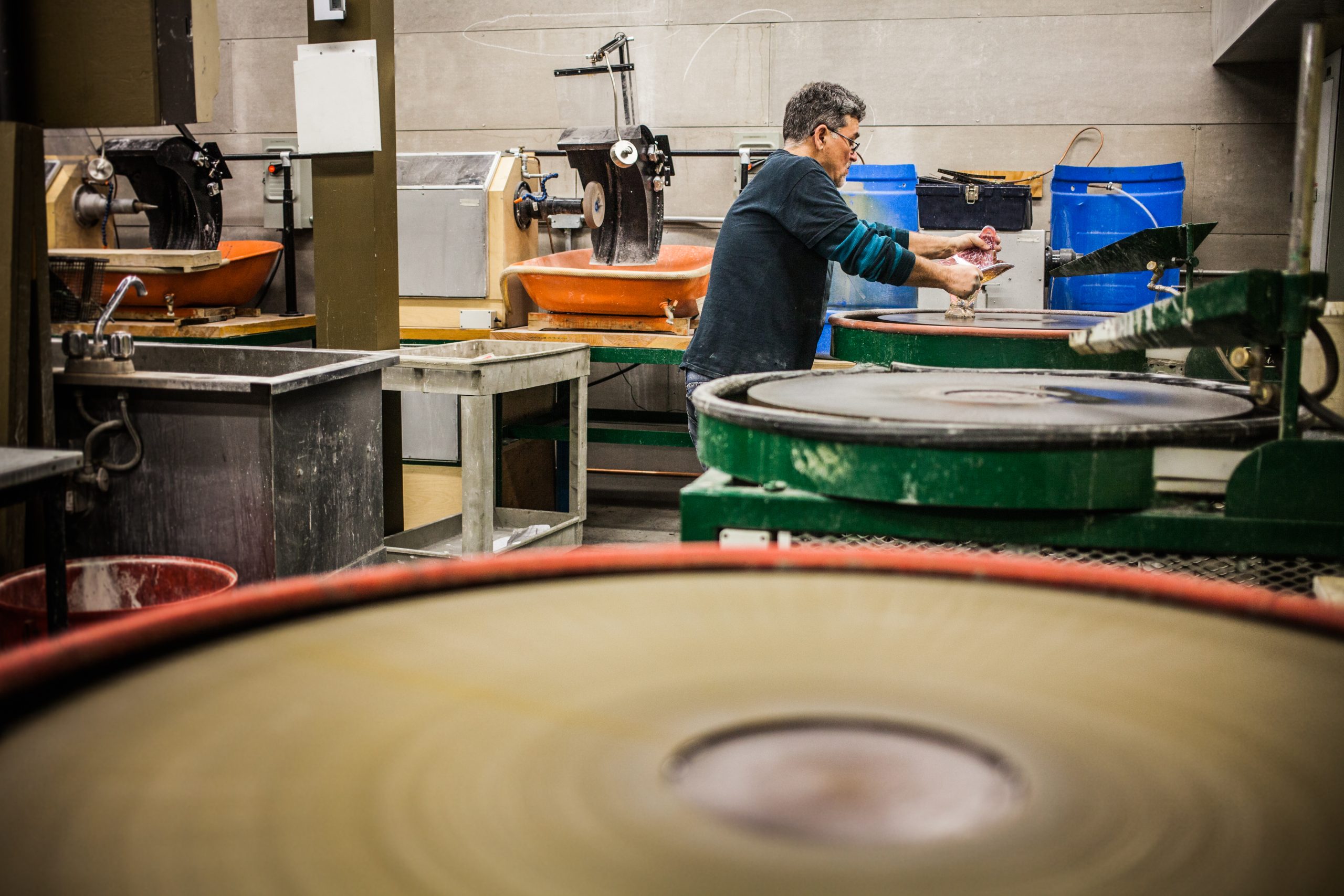 The Benefits of Partnering with a Trusted Metal Spinning Manufacturer
